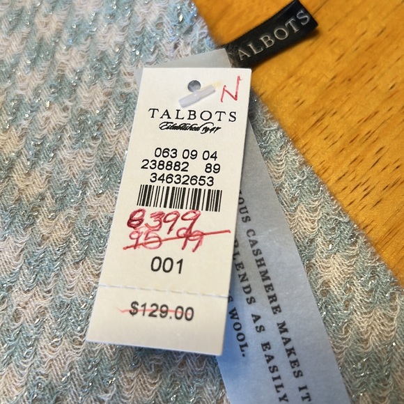 Talbots 100% cashmere scarf. Double sided, tan on one side, mint green & cream - Picture 6 of 7